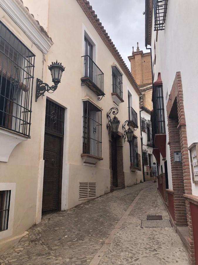 Stylish 3 Bed House 2 Bathrooms, With Patio, Roof Terrace And Communal Pool 5 Minutes Away From The Beautiful Spanish White Village Of Casares Pueblo And Only 20 Mins From The Sea Kültér fotó
